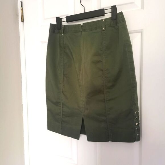 White house Black market pencil skirt size 10 - Picture 4 of 4